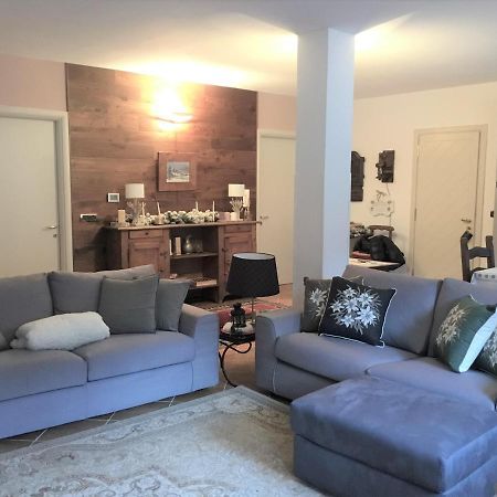 Appartamento Ottoz Aosta Bagian luar foto