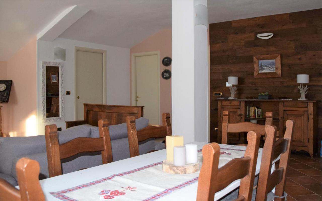 Appartamento Ottoz Aosta Bagian luar foto